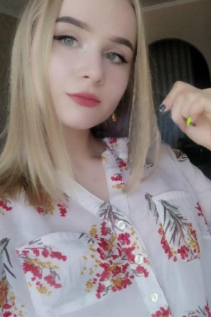 Escort girl Юля